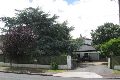 Photo of property in 18 Kotahi Road, Mount Wellington, Auckland, 1062