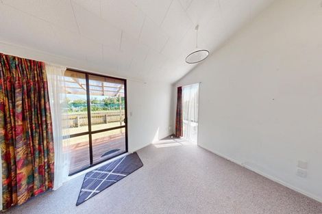Photo of property in 4 Rata Street, Tokomaru, Palmerston North, 4474