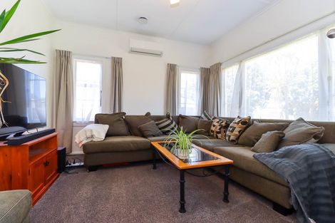 Photo of property in 102 Manawatu Street, Hokowhitu, Palmerston North, 4410