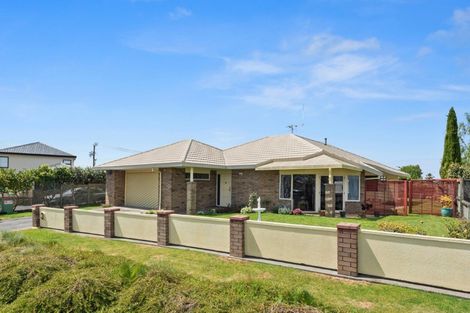 Photo of property in 3 Church Road, Pukete, Hamilton, 3200