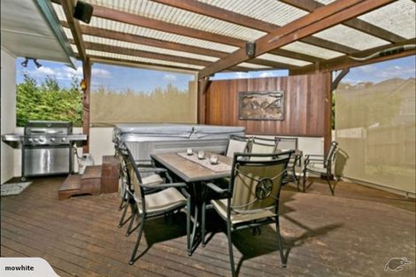 Photo of property in 16 Bluebird Crescent, Unsworth Heights, Auckland, 0632