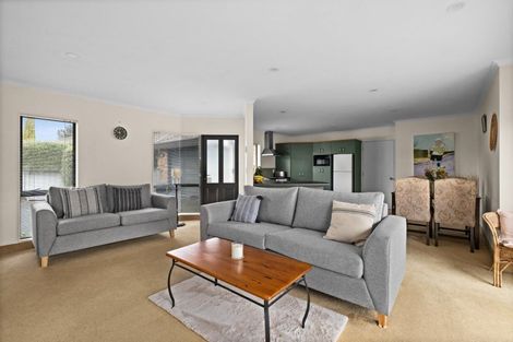 Photo of property in 4/28 Te Aute Road, Havelock North, 4130