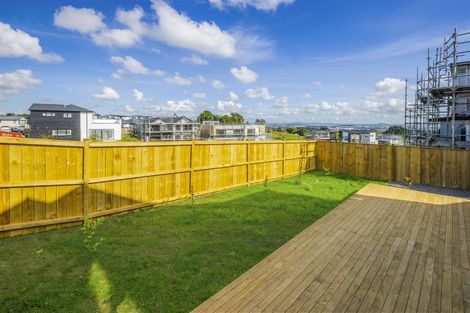 Photo of property in 10 Hautoa Lane, Flat Bush, Auckland, 2019