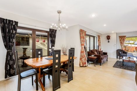 Photo of property in 16 Frances Brown Avenue, Aotea, Porirua, 5024