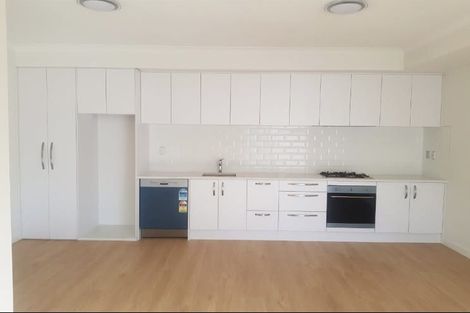 Photo of property in 18 Vazey Way, Hobsonville, Auckland, 0618