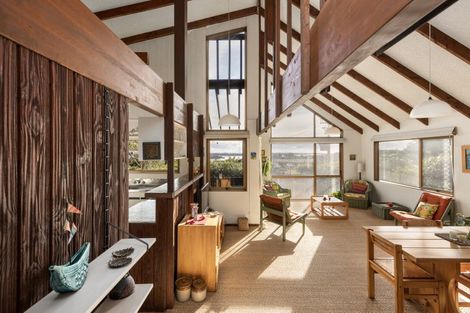 Photo of property in 279 Waitaha Road, Welcome Bay, Tauranga, 3112