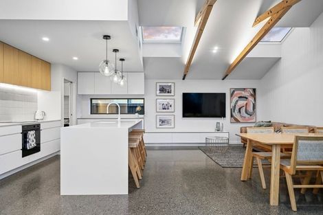 Photo of property in 5 Mary Street, Papanui, Christchurch, 8053