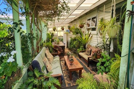 Photo of property in 11 Boyd Avenue, Mangere Bridge, Auckland, 2022