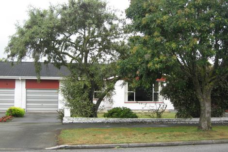 Photo of property in 2 Mcbratneys Road, Dallington, Christchurch, 8061