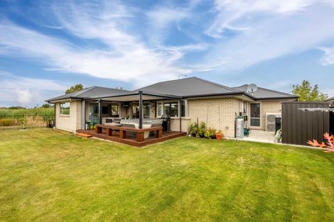 Photo of property in 122 Northbrook Road, Rangiora, 7400