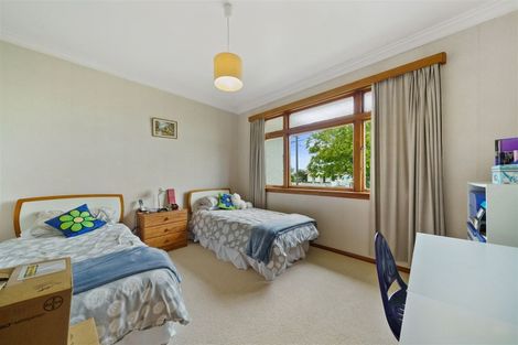 Photo of property in 22 Queenwood Road, Levin, 5510