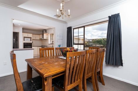 Photo of property in 33 Park View Avenue, Feilding, 4702