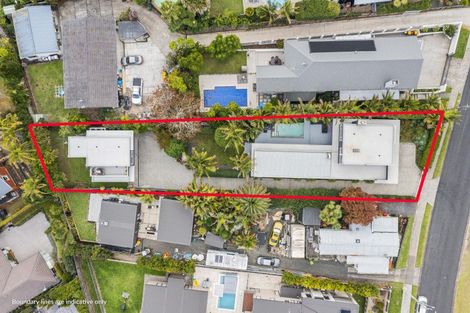 Photo of property in 20 Marine Parade, Mellons Bay, Auckland, 2014