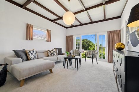 Photo of property in 3 Marine Terrace, Bayswater, Auckland, 0622