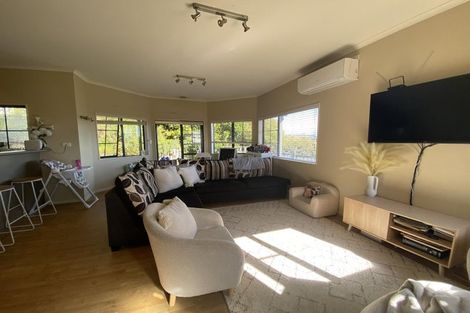 Photo of property in 11 Coventry Close, Ascot Park, Porirua, 5024