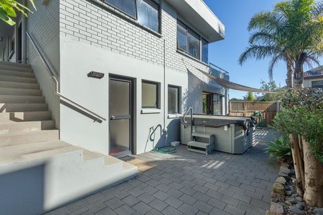 Photo of property in 325c Oceanbeach Road, Mount Maunganui, 3116