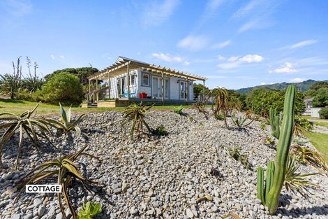 Photo of property in 106 Paetawa Road, Peka Peka, Waikanae, 5391