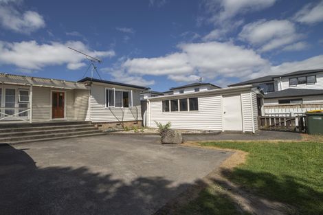 Photo of property in 1/52 Takanini Road, Takanini, 2112