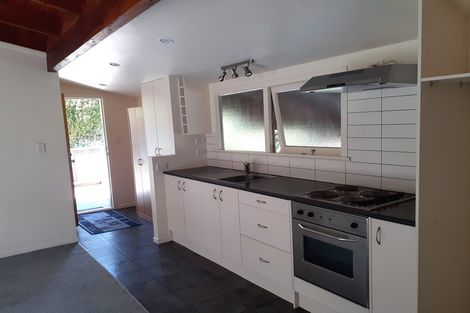 Photo of property in 1/9 Seaton Road, Murrays Bay, Auckland, 0630