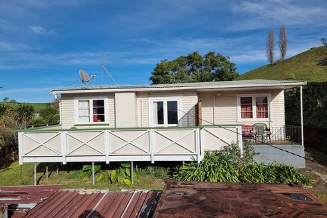 Photo of property in 72 Main Road, Tirau, 3410