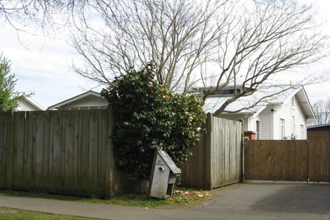 Photo of property in 10 Selwyn Crescent, College Estate, Whanganui, 4500