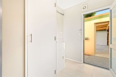 Photo of property in 7 Mt Lebanon Lane, Henderson, Auckland, 0612