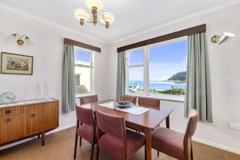 Photo of property in 81 Breaker Bay Road, Breaker Bay, Wellington, 6022