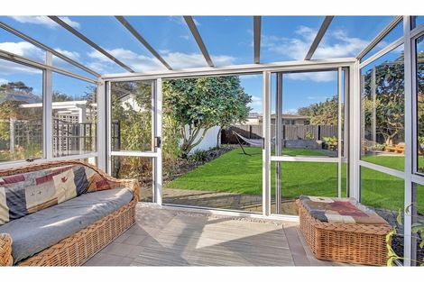 Photo of property in 257 Fifield Terrace, Opawa, Christchurch, 8023