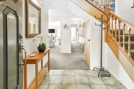 Photo of property in 98 Totara Drive, Pukete, Hamilton, 3200