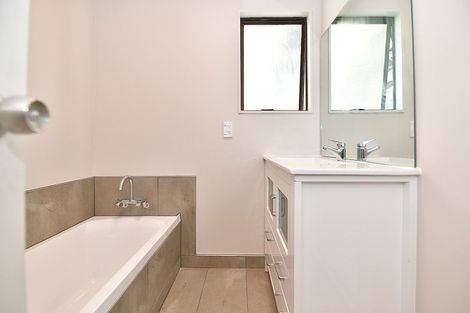 Photo of property in 323 South Head Road, South Head, Helensville, 0874