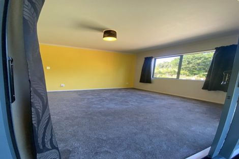 Photo of property in 172 Paraite Road, Paraite, New Plymouth, 4373