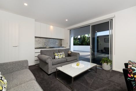 Photo of property in 116 Karewa Parade, Papamoa Beach, Papamoa, 3118