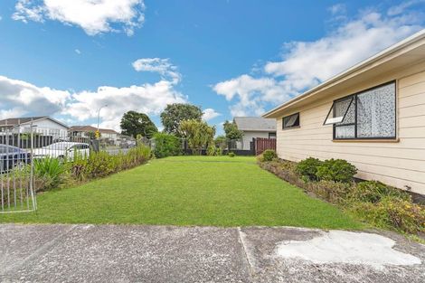 Photo of property in 53 Burundi Avenue, Clendon Park, Auckland, 2103