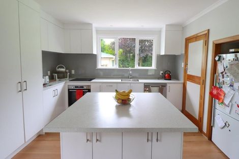 Photo of property in 12 Epsom Road, Hokowhitu, Palmerston North, 4410