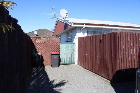 Photo of property in Capel Courts, 1/141a Clarence Street, Riccarton, Christchurch, 8011