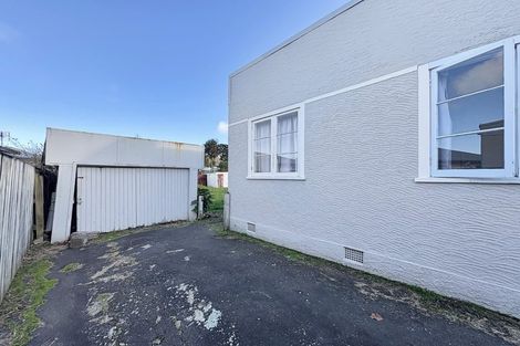 Photo of property in 97 Niblett Street, Whanganui, 4500