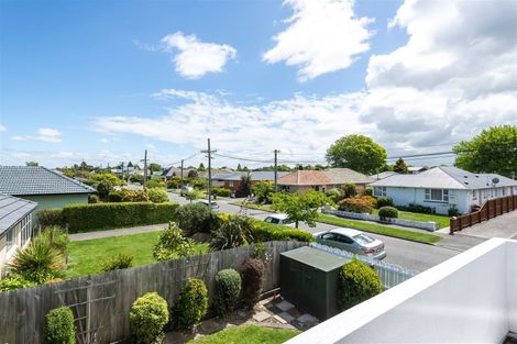 Photo of property in 33 Coniston Avenue, Ilam, Christchurch, 8041