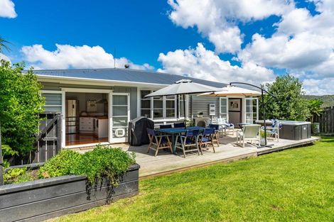 Photo of property in 1040 Cove Road, Langs Beach, Waipu, 0582