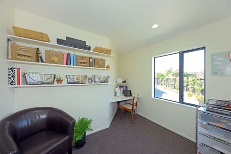 Photo of property in 15 Wilsons Road, Saint Martins, Christchurch, 8022