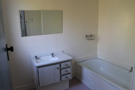 Photo of property in 70 Biddle Road, Wellsford, 0973