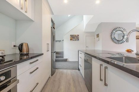 Photo of property in 23c Hinau Street, Tawa, Wellington, 5028