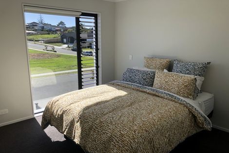 Photo of property in 3 Cambie Avenue, Red Beach, 0932