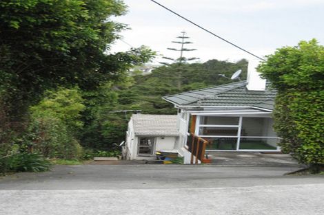 Photo of property in 1/19 Stanley Road, Glenfield, Auckland, 0629