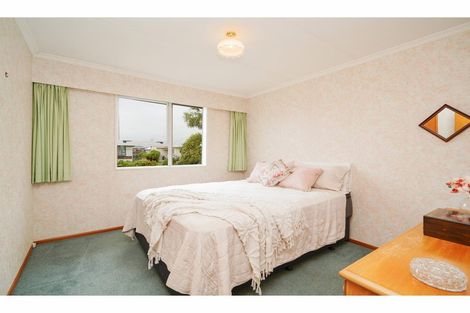 Photo of property in 17 Conyers Street, Georgetown, Invercargill, 9812