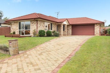 Photo of property in 11 Petrel Place, Welcome Bay, Tauranga, 3112