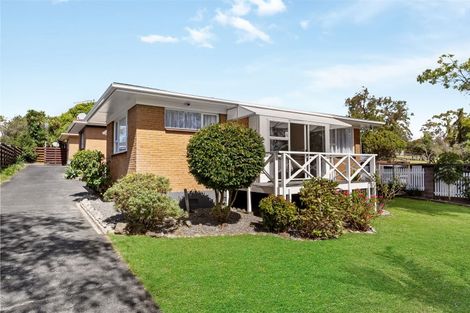 Photo of property in 1/38 Ballater Place, Highland Park, Auckland, 2010