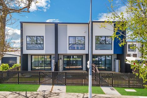 Photo of property in 17/17 Barneys Farm Road, Clendon Park, Auckland, 2103