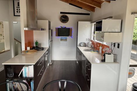 Photo of property in 2/60 Hastings Road, Mairangi Bay, Auckland, 0630