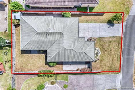 Photo of property in 17 Farnham Close, Rototuna North, Hamilton, 3210