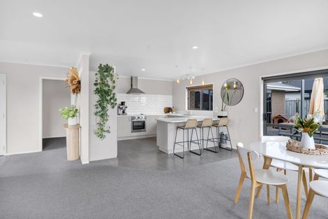 Photo of property in 4 James Drive, Bell Block, New Plymouth, 4312